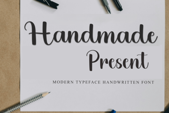 Handmade Present: A Handwritten Font for Warm Digital Experiences